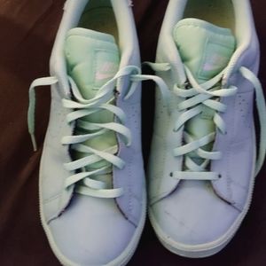 Brand new nikes wore 1 time